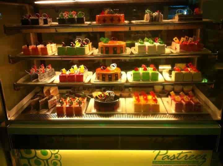 Pastreez Cake Shop in Vyttila,Ernakulam Order Food Online Best Cake Shops in Ernakulam