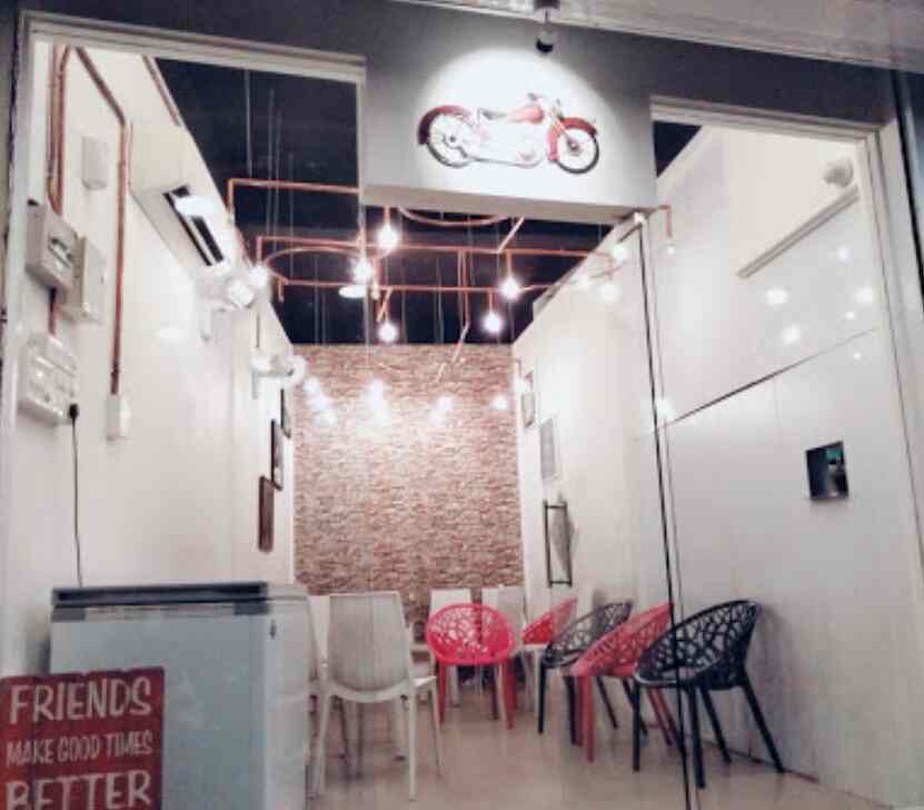 Dessi Cuppa in Ponekkara,Ernakulam Order Food Online Best Juice
