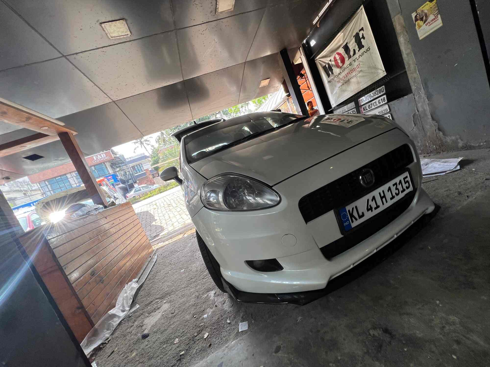 Auto Trikz in Thrikkakara,Ernakulam Best MahindraCar Accessory