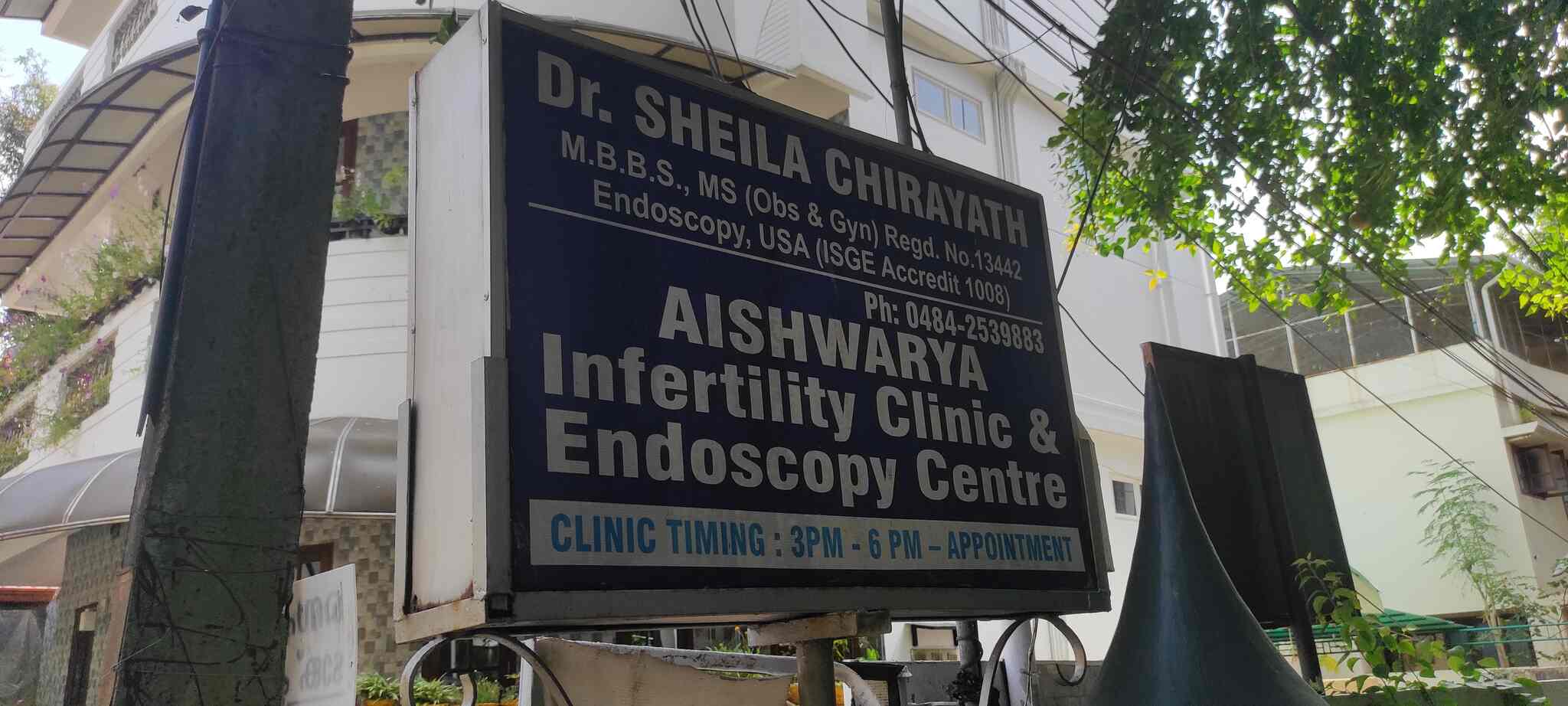 Aishwarya infertility clinic and endoscopic centre in Kaloor,Ernakulam
