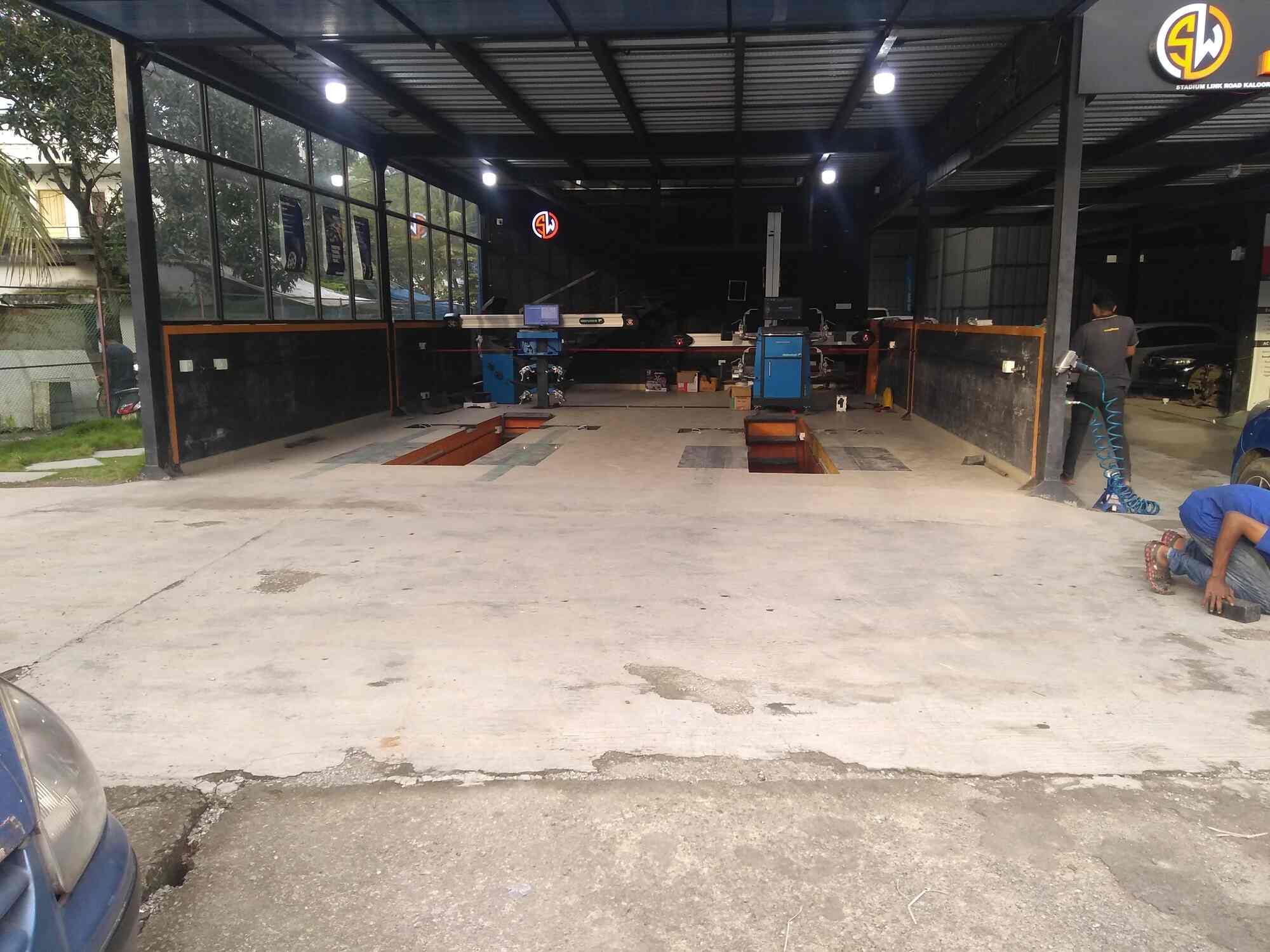 Stadium Wheels in Kaloor,Ernakulam Best Car Repair & Services in