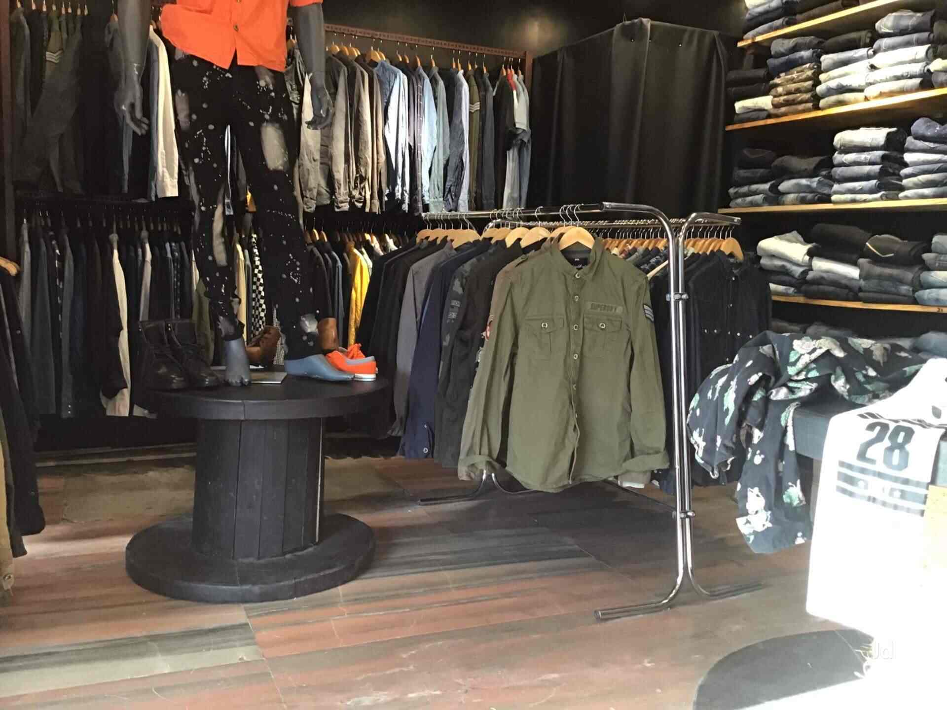 Top Branded Export Surplus Garment Retailers in Kochi Fort, Cochi near