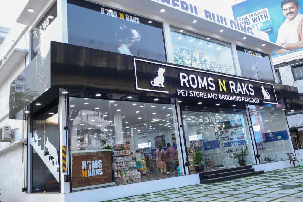 Roms N Raks Pet Store And Grooming Parlour in Palarivattom,Ernakulam