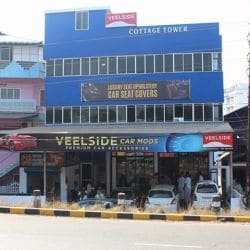Car accessories store shop vyttila