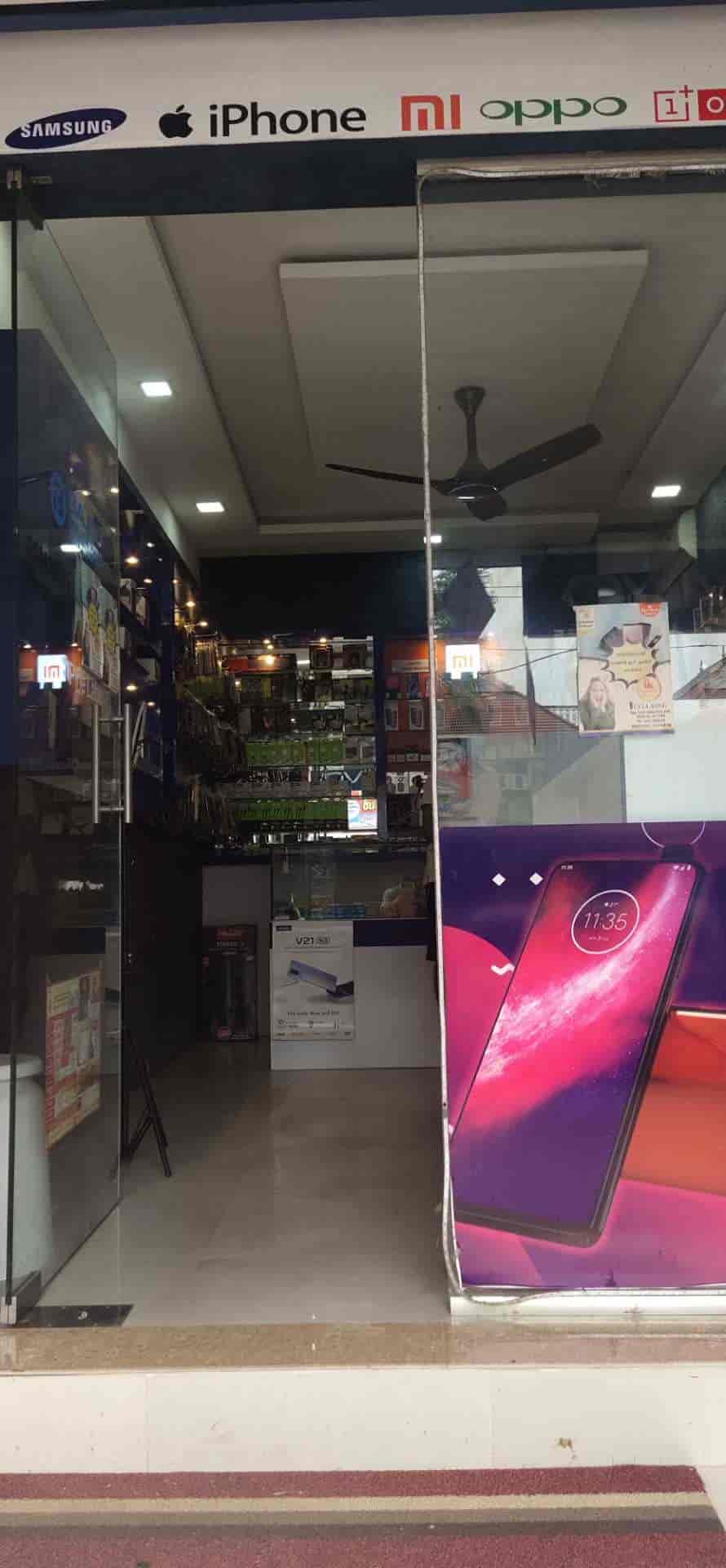 Cell King in Nettoor,Ernakulam Best Mobile Phone Repair & Services in