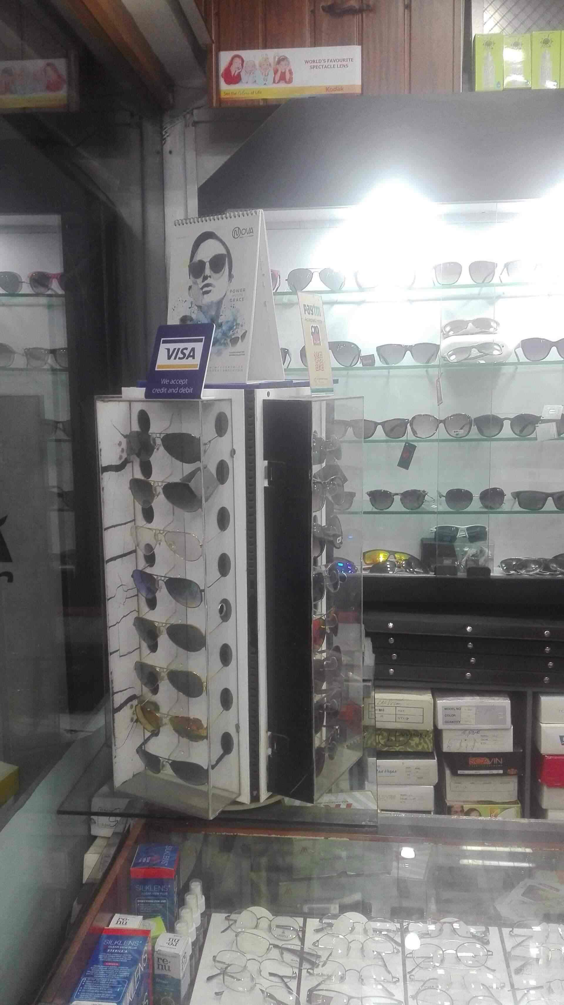 Eye & Lens Opticians in Kochi,Ernakulam Best Contact Lens Dealers in