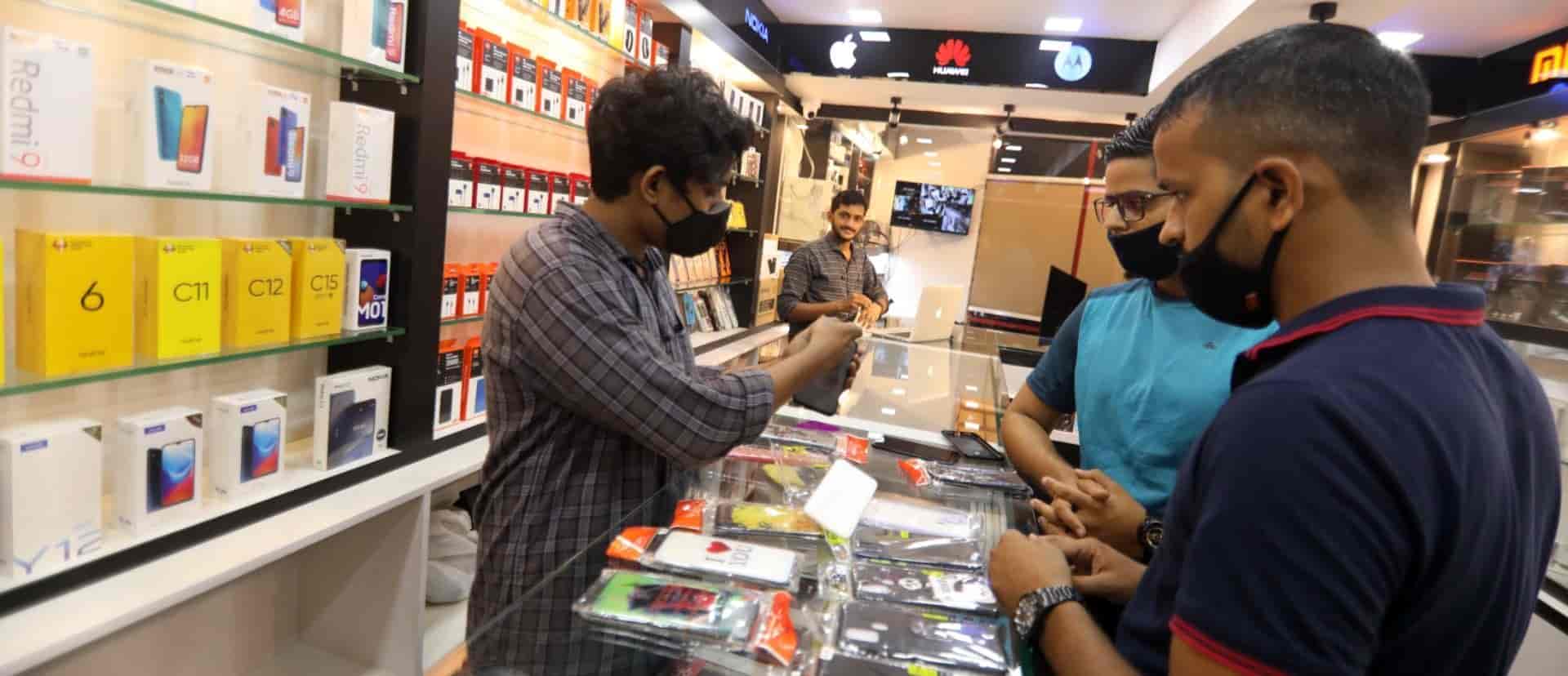 I Lab in Pallimukku,Ernakulam Best Mobile Phone Repair & Services in