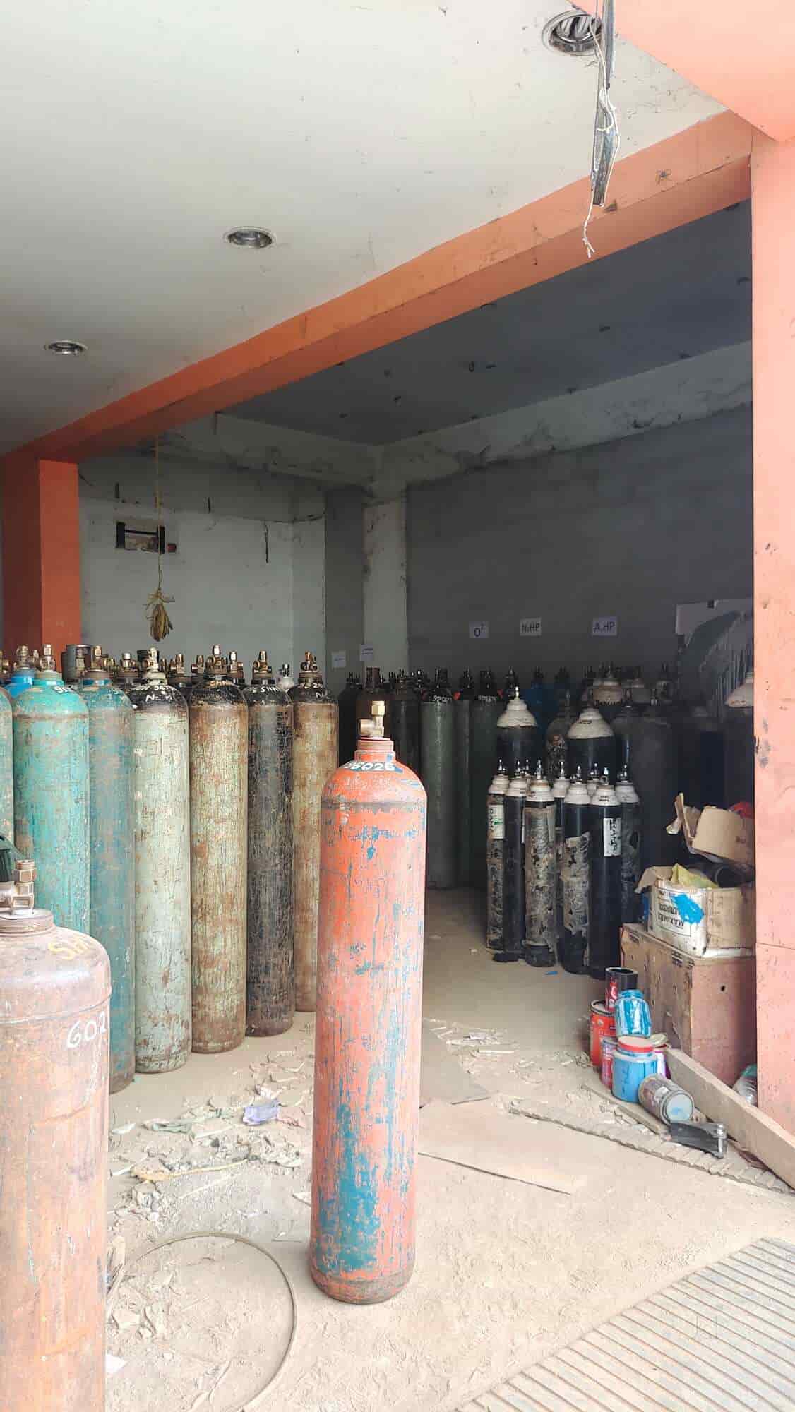 Top Oxygen Cylinder Dealers in Koothattukulam Best Oxygen