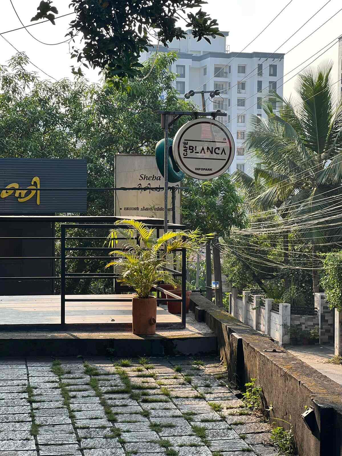 Cafe Blanca in Edachira,Ernakulam Best Coffee Shops in Ernakulam