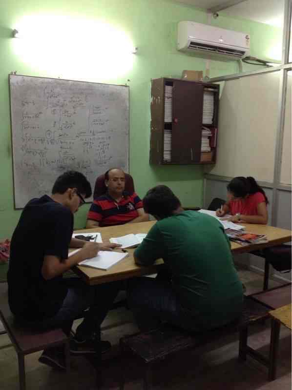 Brilliant Study Center in Faridabad Sector 17,Delhi Best Tutorials
