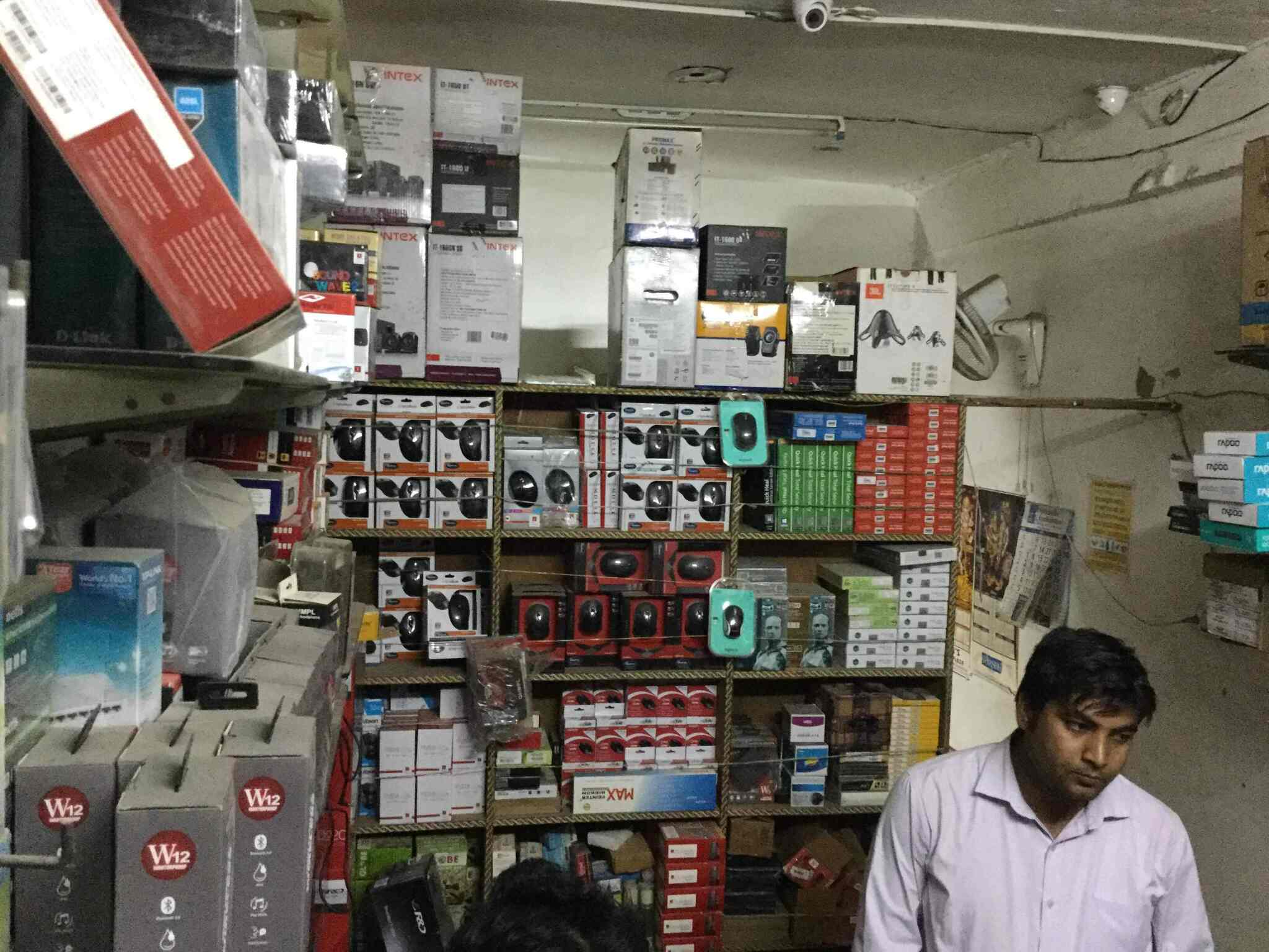 Shubham Computer in Ballabhgarh Faridabad,Delhi Best Laptop Repair