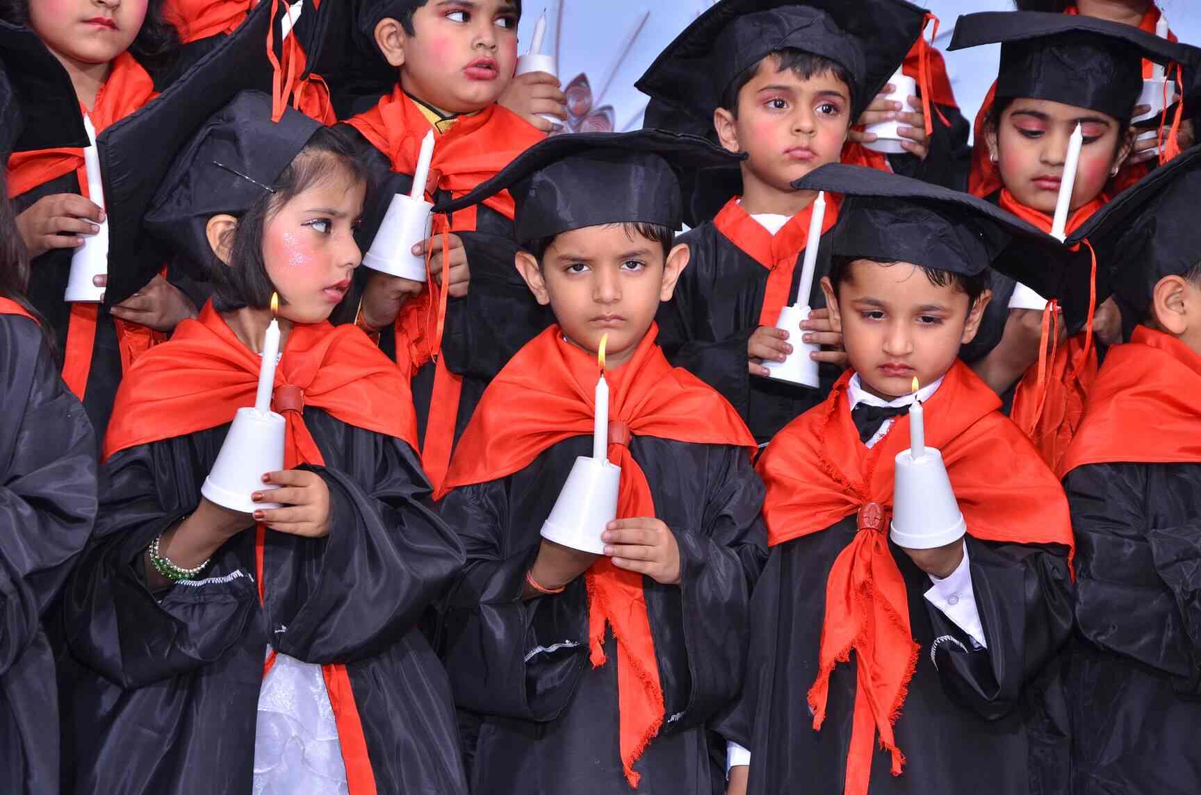 convocation dress on rent near me