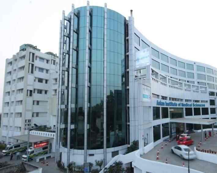 Pedicure pantyhose fetish 1