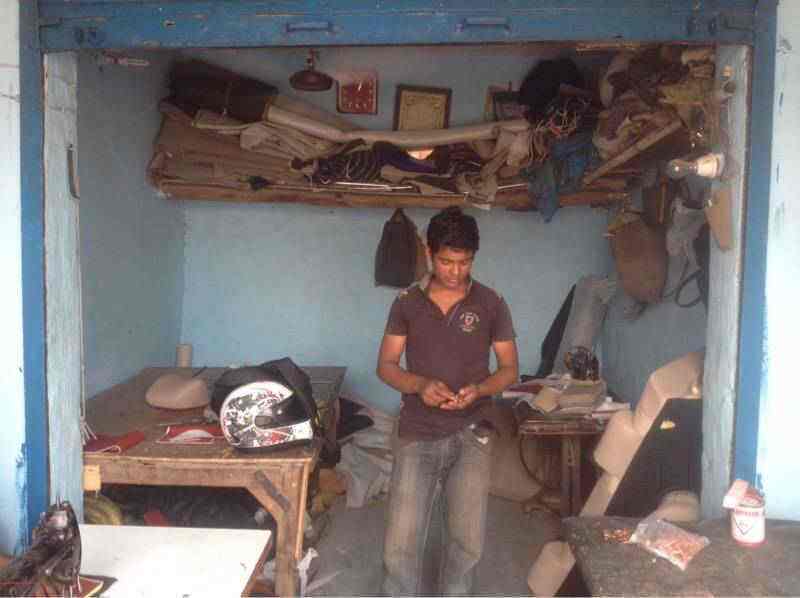 Kalu sheet house in Old Faridabad,Delhi Best StanleyCar Seat Cover Dealers in Delhi Justdial