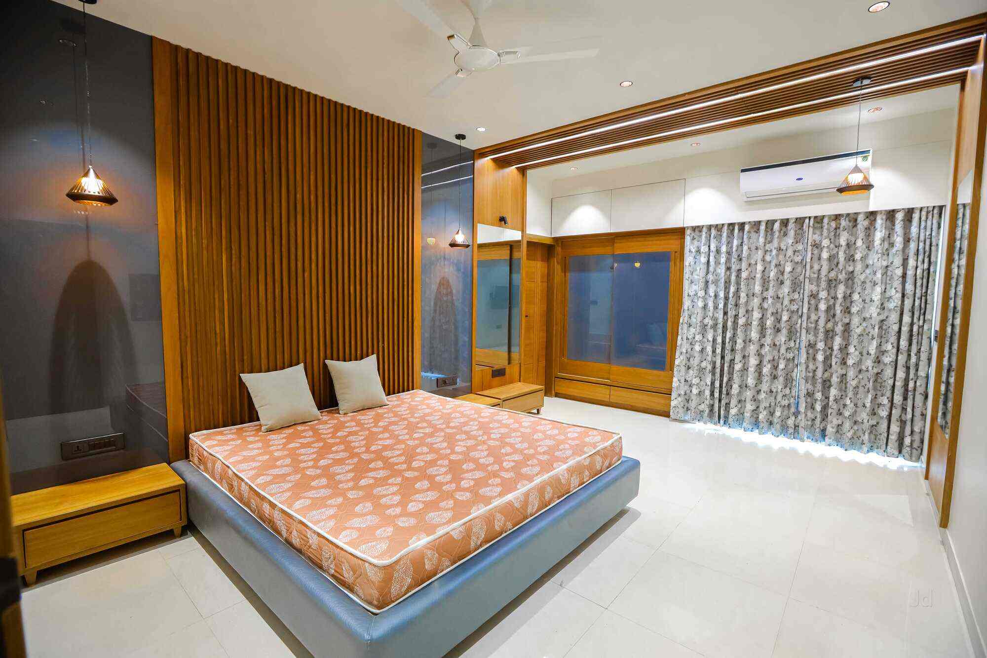 Top Furniture Contractors in Vaishnodevi Circle, GandhinagarGujarat