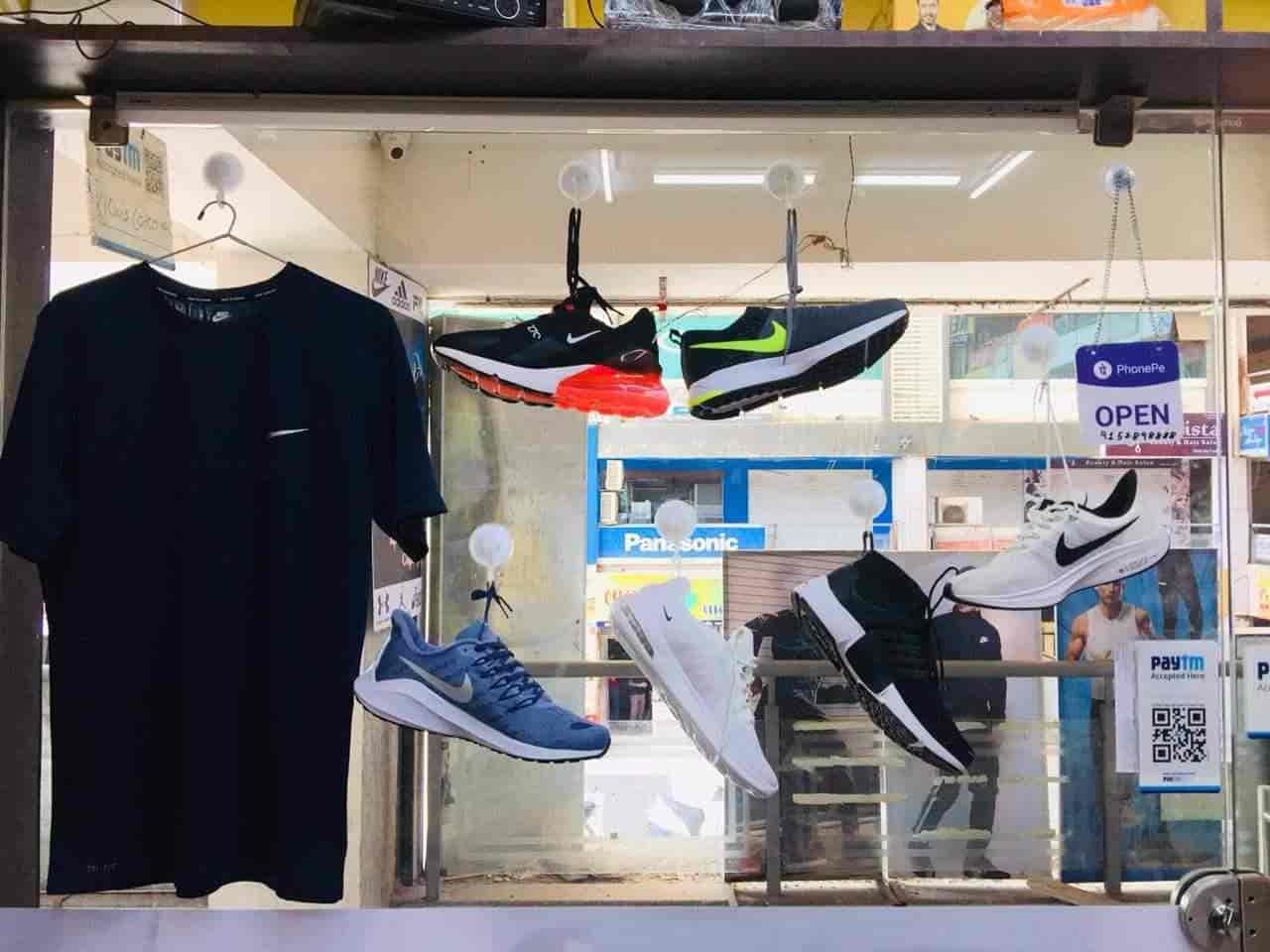 Puma showroom gandhinagar shop