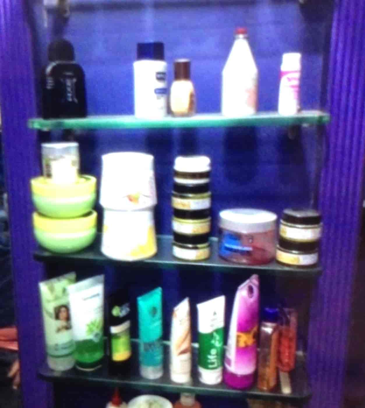 Vlcc Salon (Super Mall) in Gandhinagar Sector 7,Gandhinagargujarat