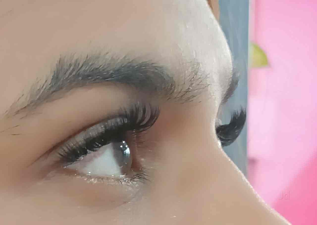 Nail Stories in Indirapuram,Delhi Best Beauty Parlours For Nail Art