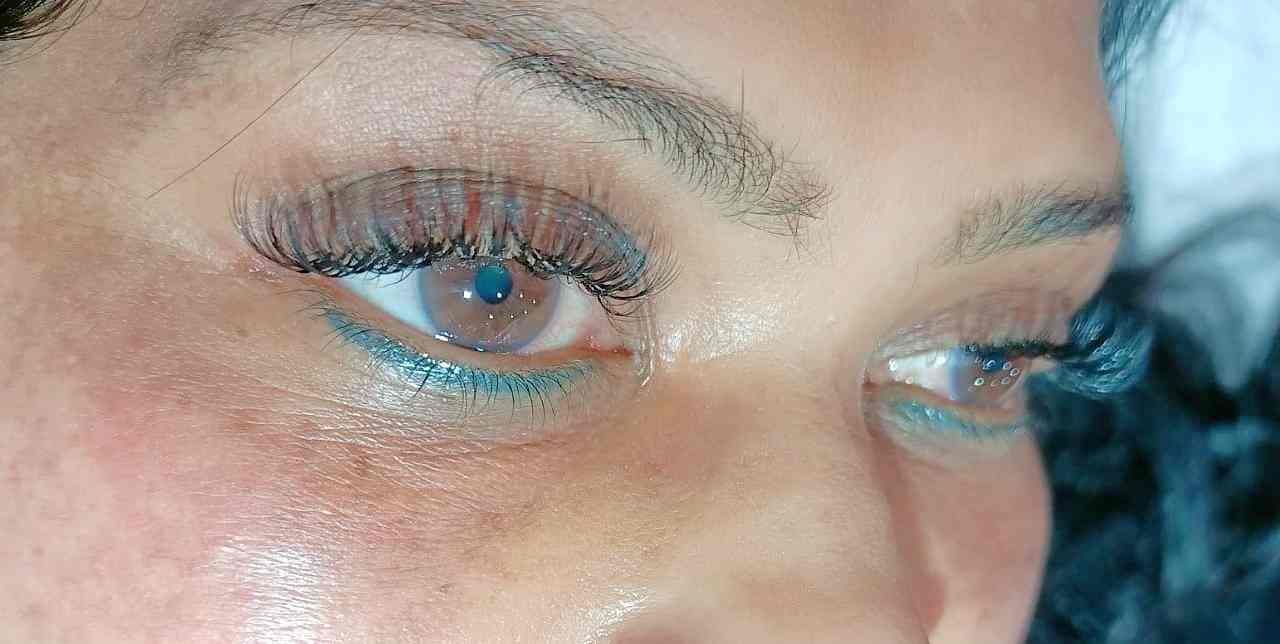 Nail Stories in Indirapuram,Delhi Best Beauty Parlours For Nail Art