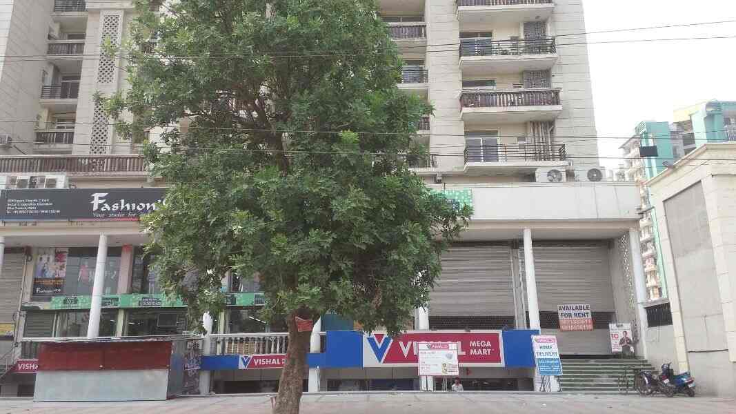 Find list of Vishal Mega Mart in Noida Sector 63 Block E, Delhi near me
