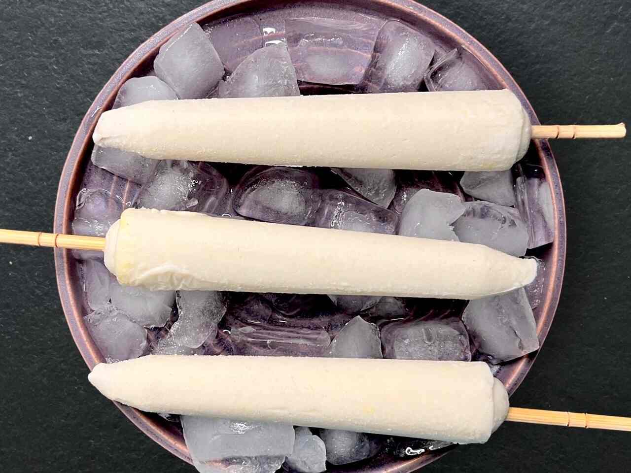 Top Ice Cream Parlours in Noida Sector 62, Delhi Best Frozen Desserts