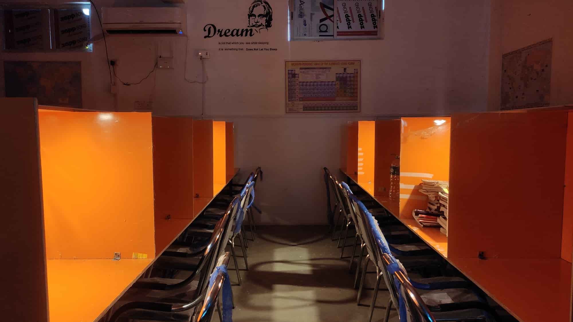 Shri Gurukul Library 1