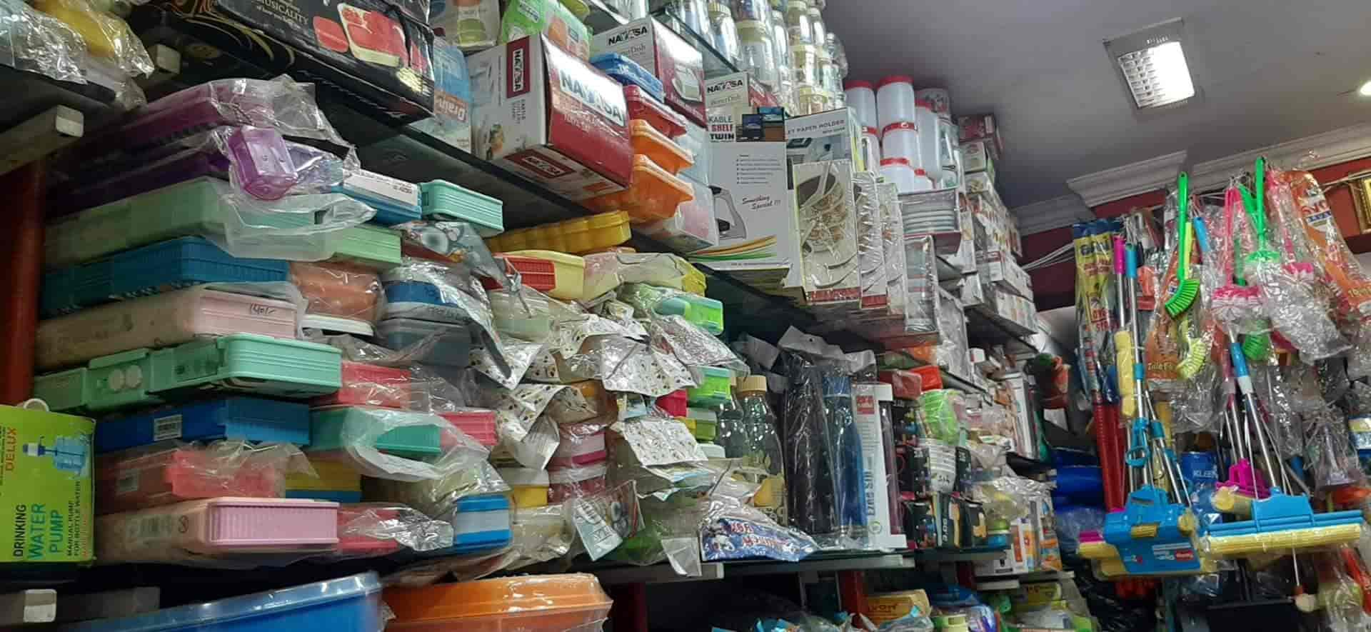 Mapusa Cutlery Stores in Mapusa,Goa Best Plastic Household Item