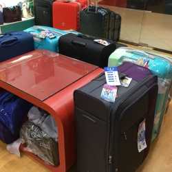 Vip Bag Center (mall De Goa), Alto 