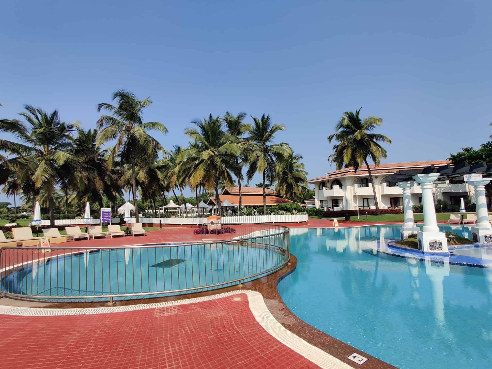 Book Holiday Inn Resort Goa Beach Deck in Mobor Beach,Goa - Best Resorts  near me in Goa - Justdial