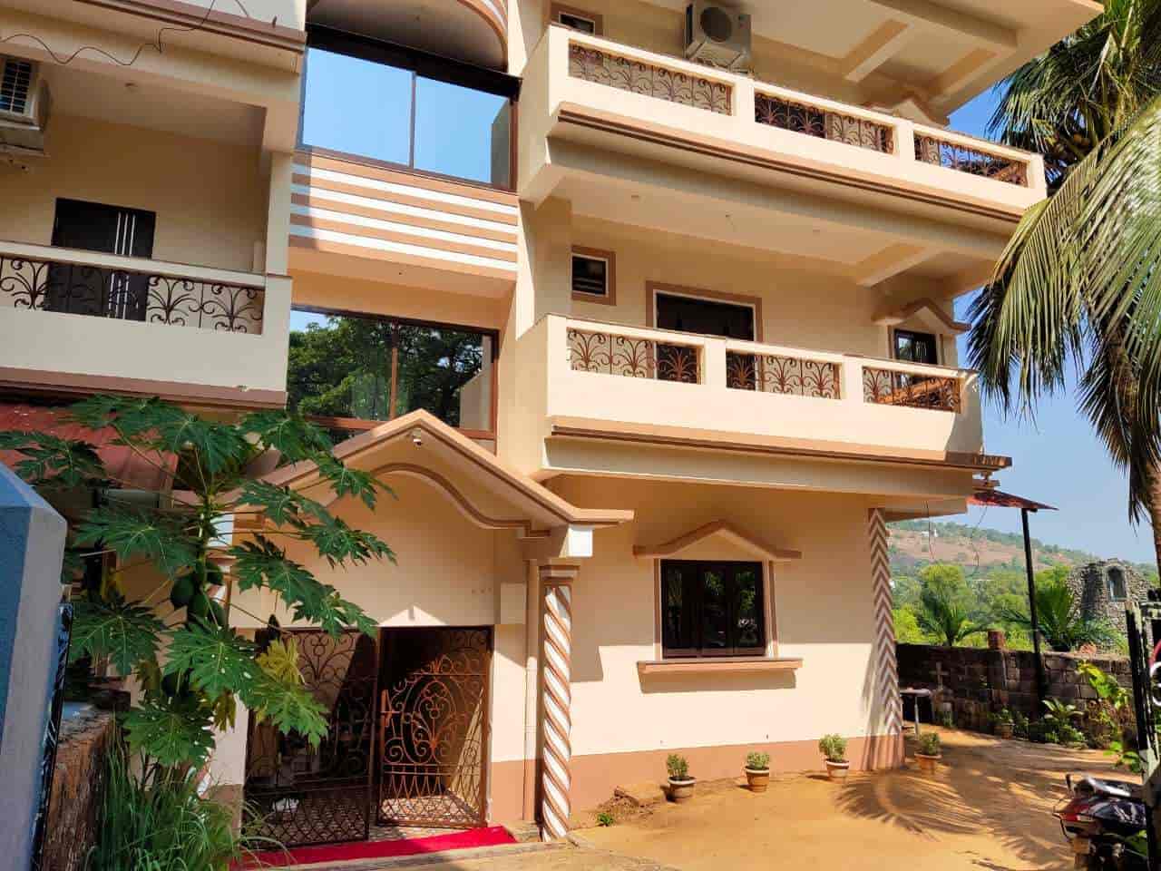 Book The Narrow Way Edward Guest House in candolim,Goa Best Guest House in Goa Justdial