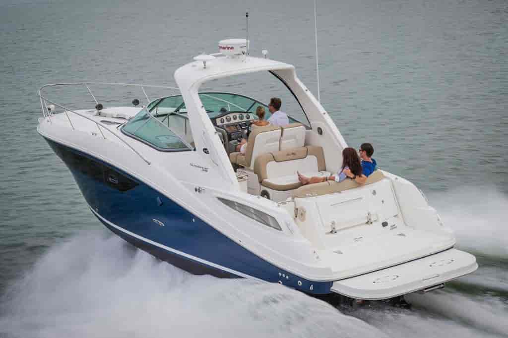 Goa De TravelsWatersports & Scuba Diving In in Candolim,Goa Best