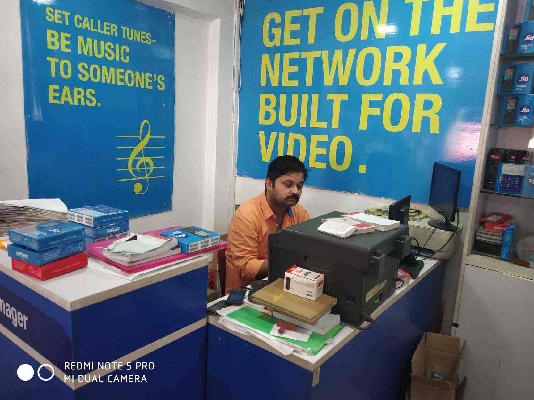 Mobile Jio Store in Nahar road Gorakhpur,Gorakhpur Best AppleMobile