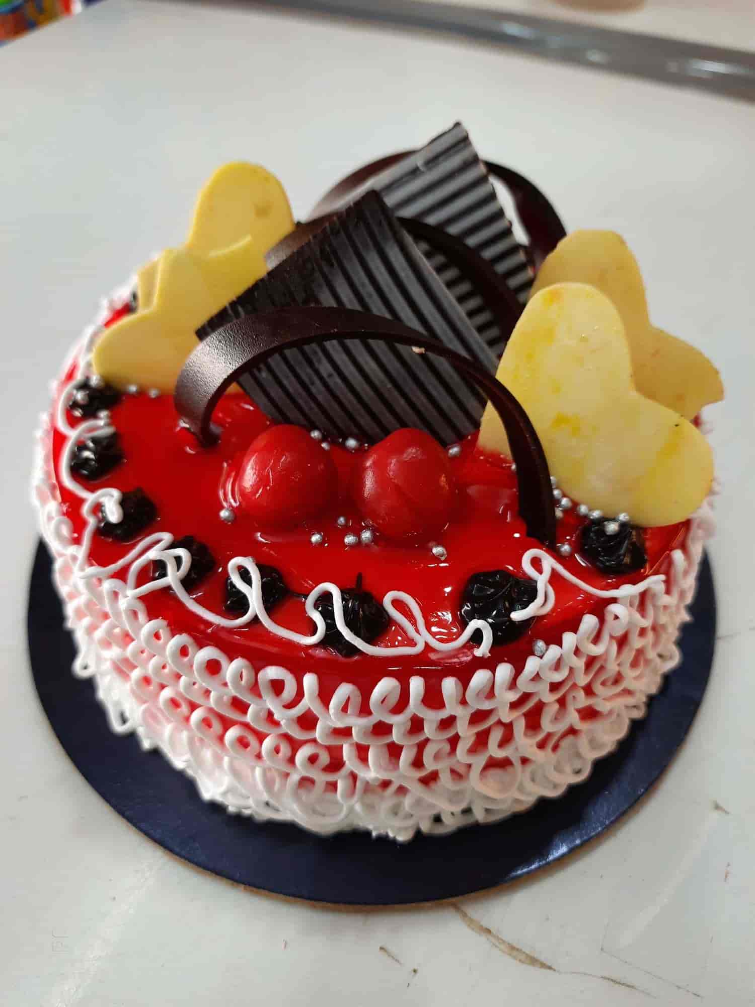 Top 24 Hours Cake Shops in Gorakhpur Best 24 Hours Pastry Shops near