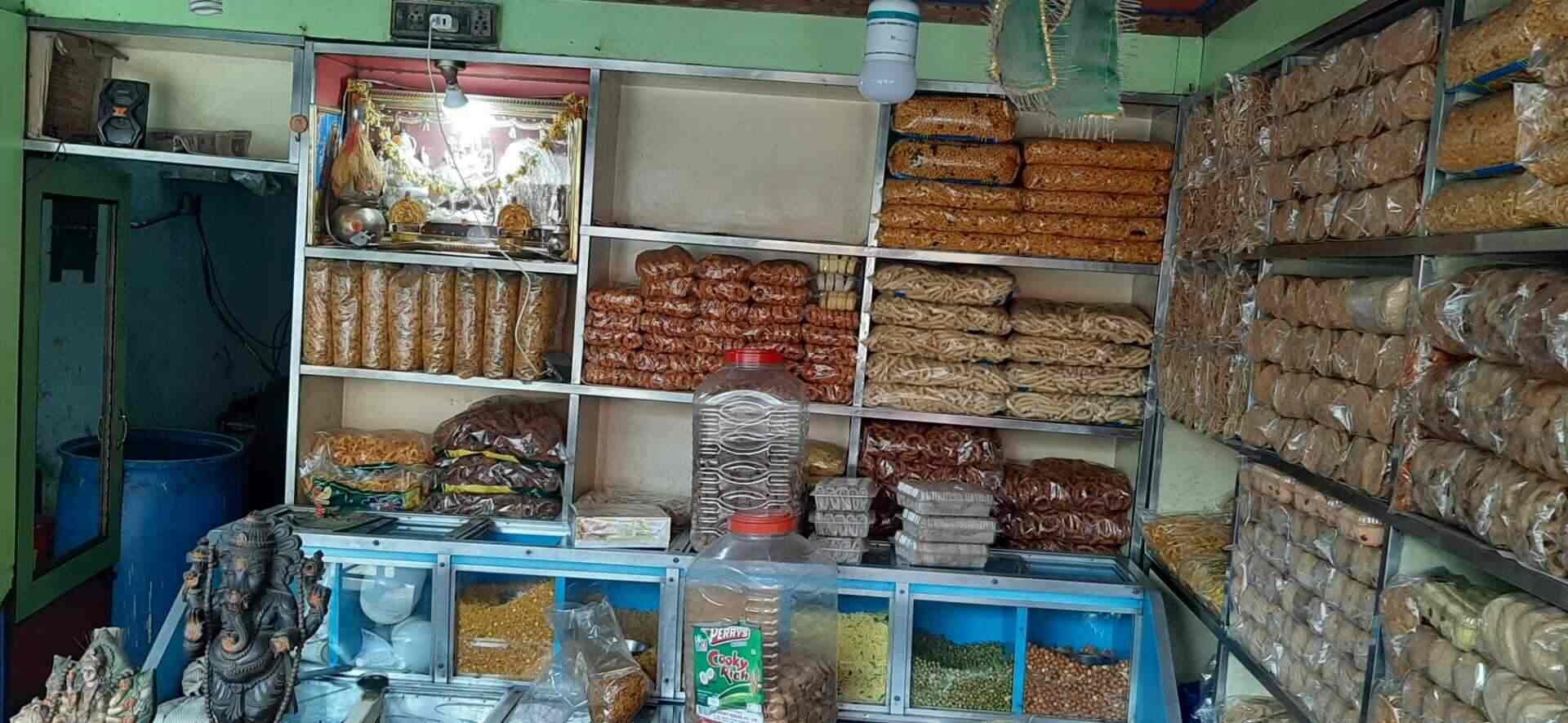 S N R Hot Chips in Gujjannaguntla,Guntur Best Sweet Shops in Guntur