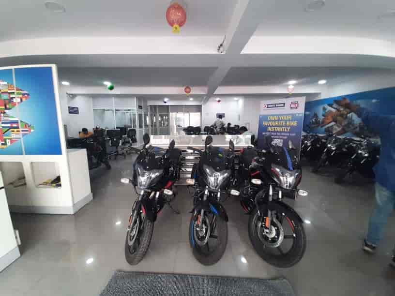 Top Bajaj Three Wheeler Dealers in Guntur थ्री व्हीलर डीलर्सबजाज