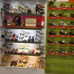Catalogue Liberty Shoes Ltd Corporate Office in DLF City Phase