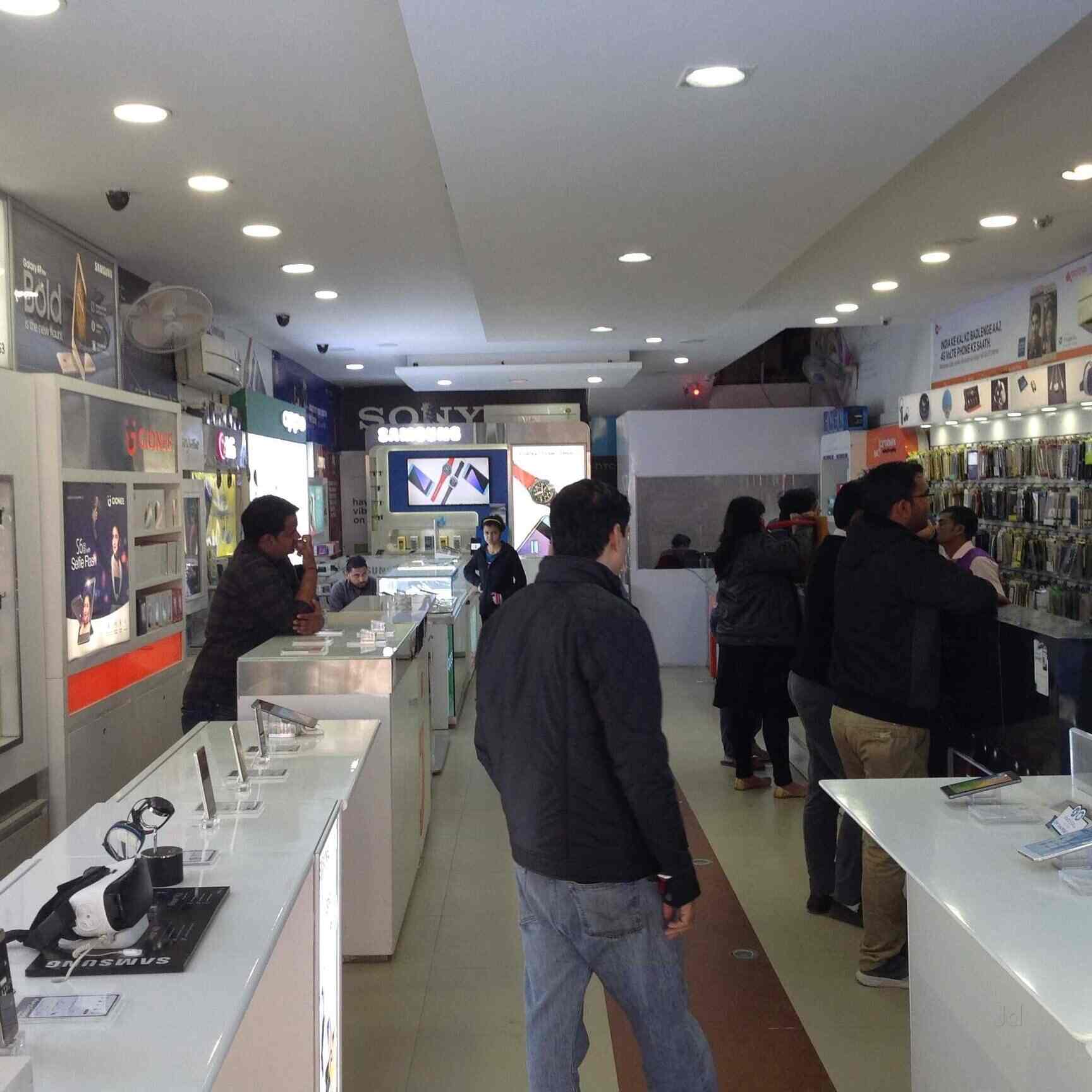 Spice Communication, Gurgaon Sector 14 Mobile Phone Dealers in