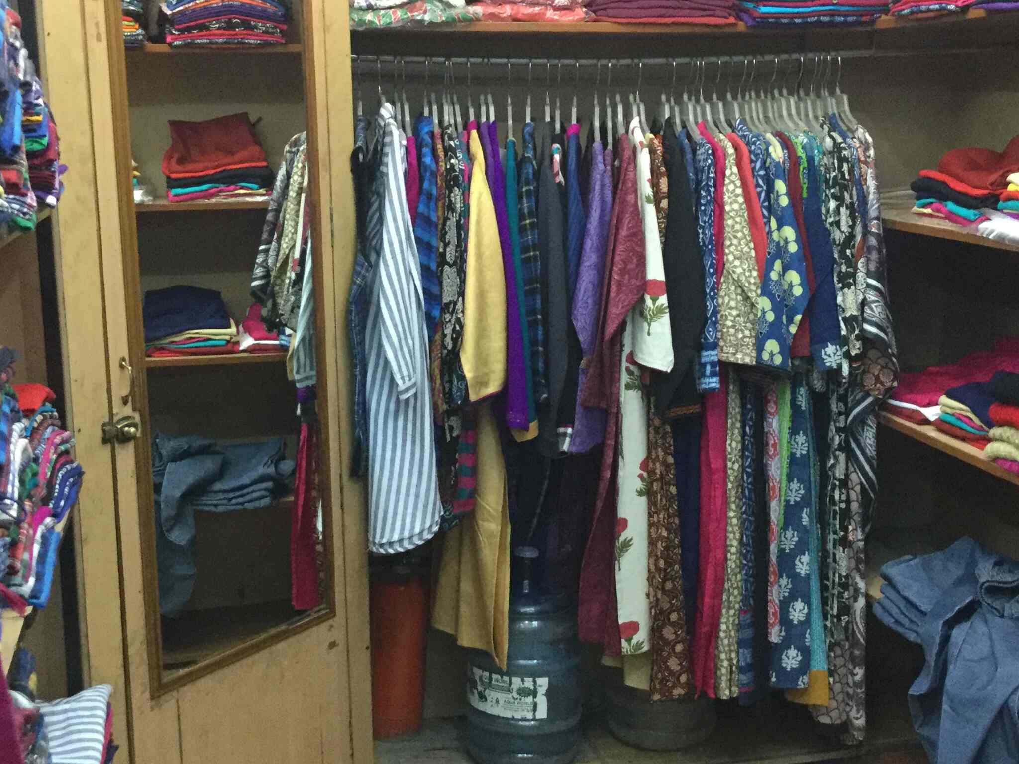 Mother Home in Gurgaon Sector 14,Delhi Best Women Readymade Garment