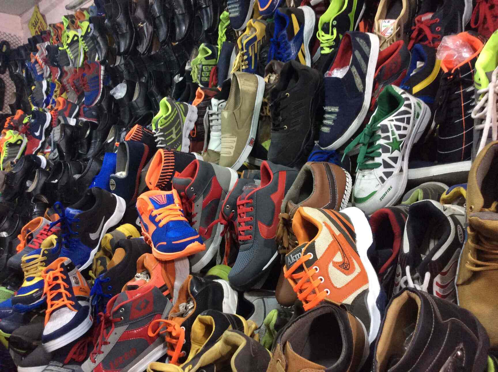 Mumtaz Footwear in Gopal Nagar Gurgaon,Delhi Best Shoe Dealers in