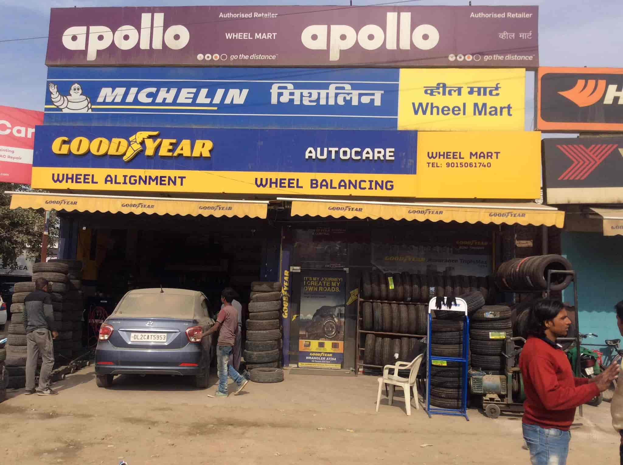 Wheel Mart in Gurgaon Sector 17, Delhi