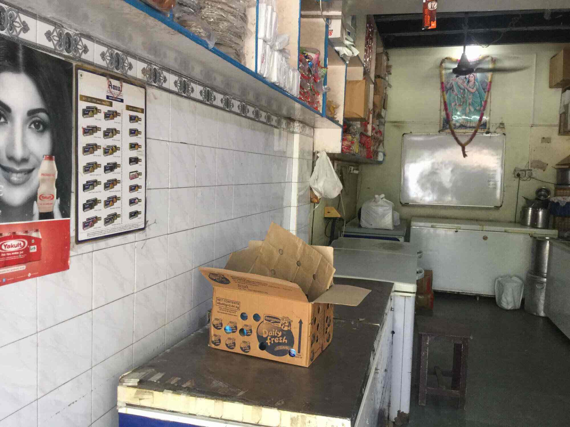 Top Milk Dairy in Udyog Vihar Gurgaon Best Doodh Wala Delhi near me