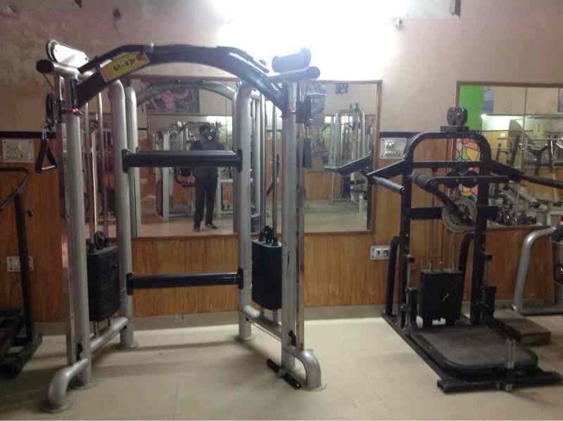 Vats Gym & Equipment in New, Cly More, Opp Petrol Pump,Delhi Best
