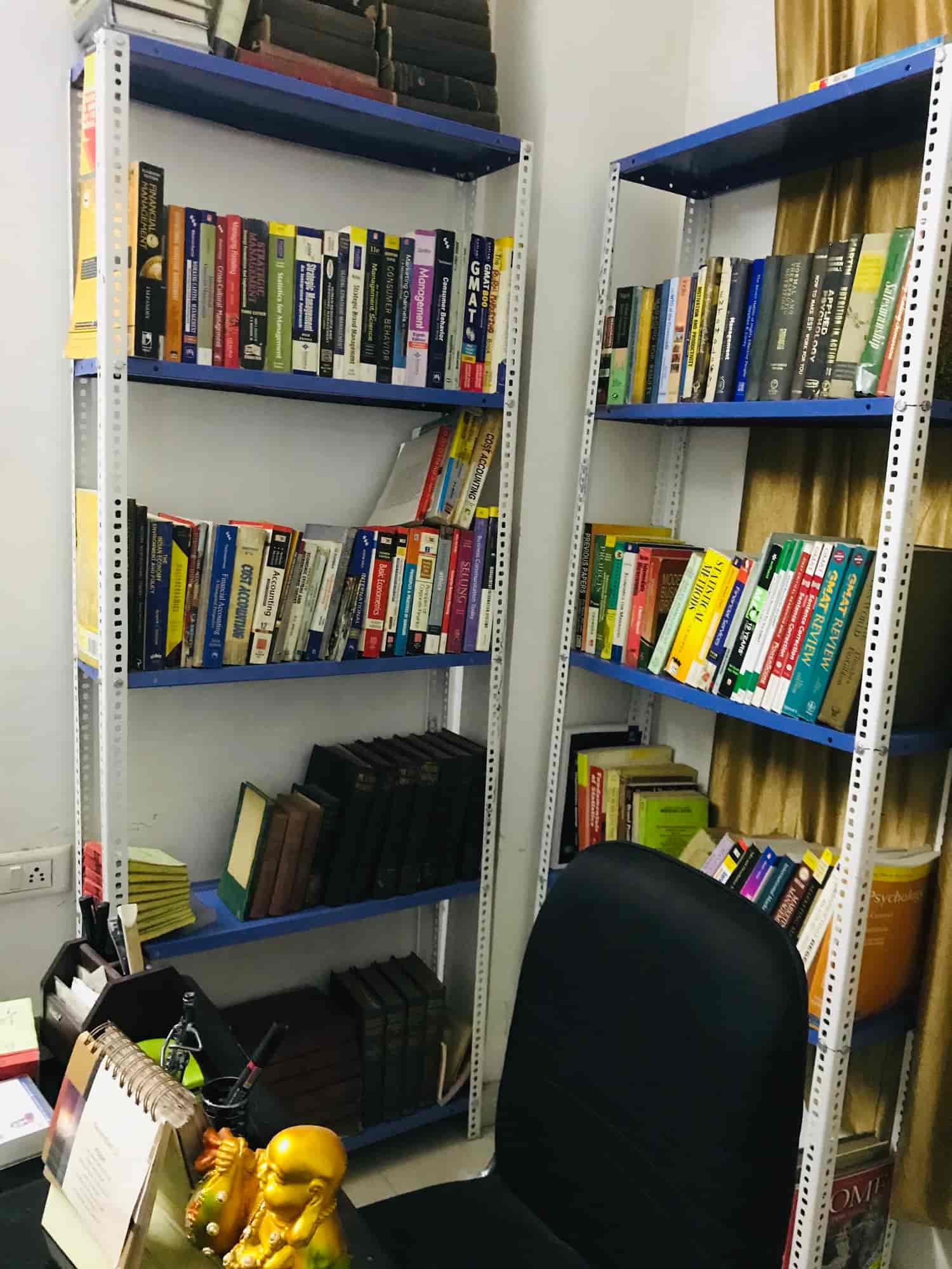 Top Libraries in Subhash Chowk, Gurgaon Best Public Libraries near me