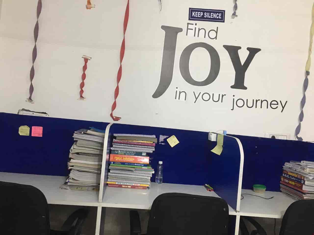 Top Libraries in Subhash Chowk, Gurgaon Best Public Libraries near me