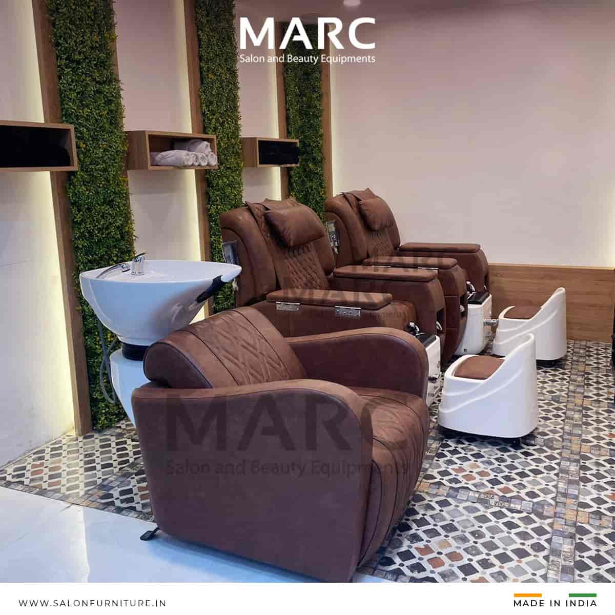 Top Beauty Parlour Equipment Wholesalers in Masjid Bunder Best Beauty