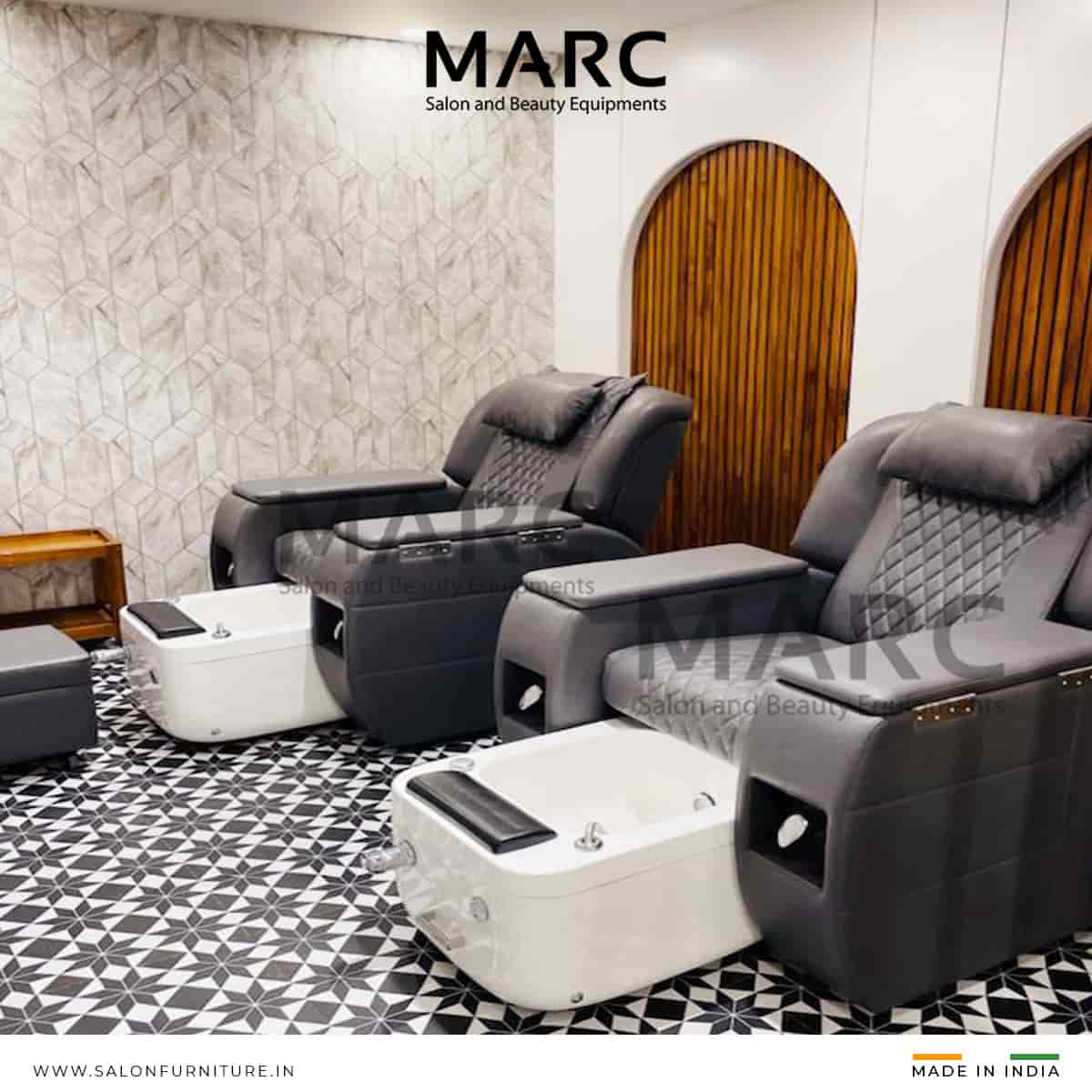 Top Beauty Parlour Equipment Wholesalers in Masjid Bunder Best Beauty