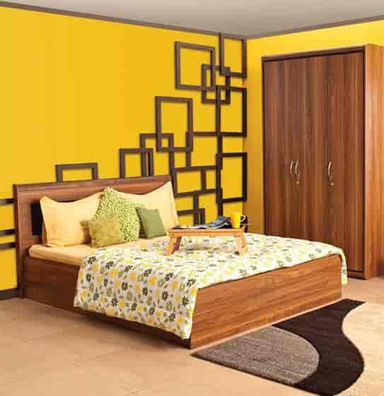 Hometown (Ambience Mall) in Gurgaon Sector 15 Part 2,Delhi Best Designer Furniture Dealers in