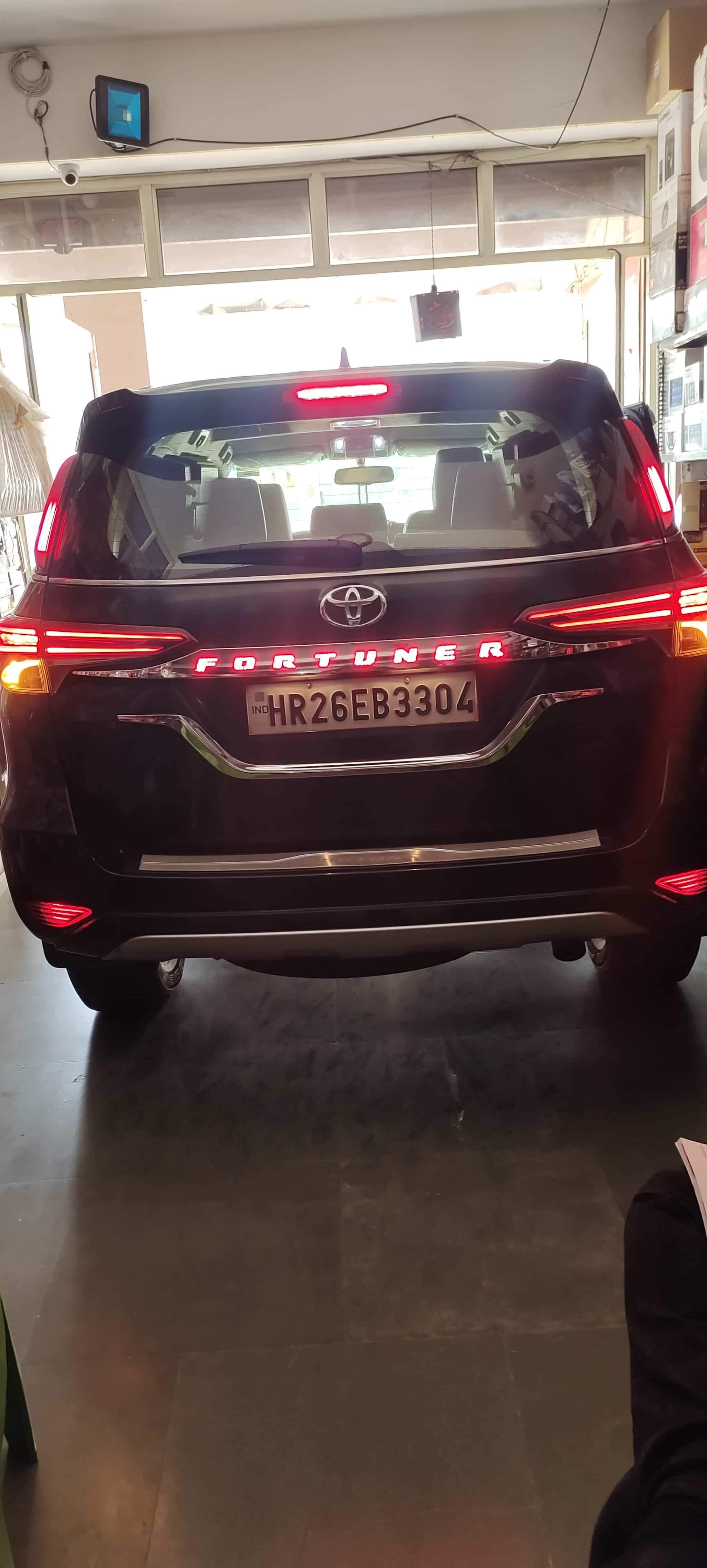 Top Car Air Purifier Dealers in Gurgaon Best Car Ionizer Dealers