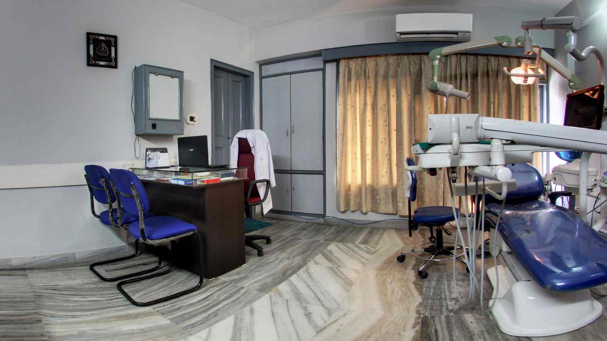 Dr. Sailendra Das (Swagat Dental Clinic & Implant Centre) in Santipur