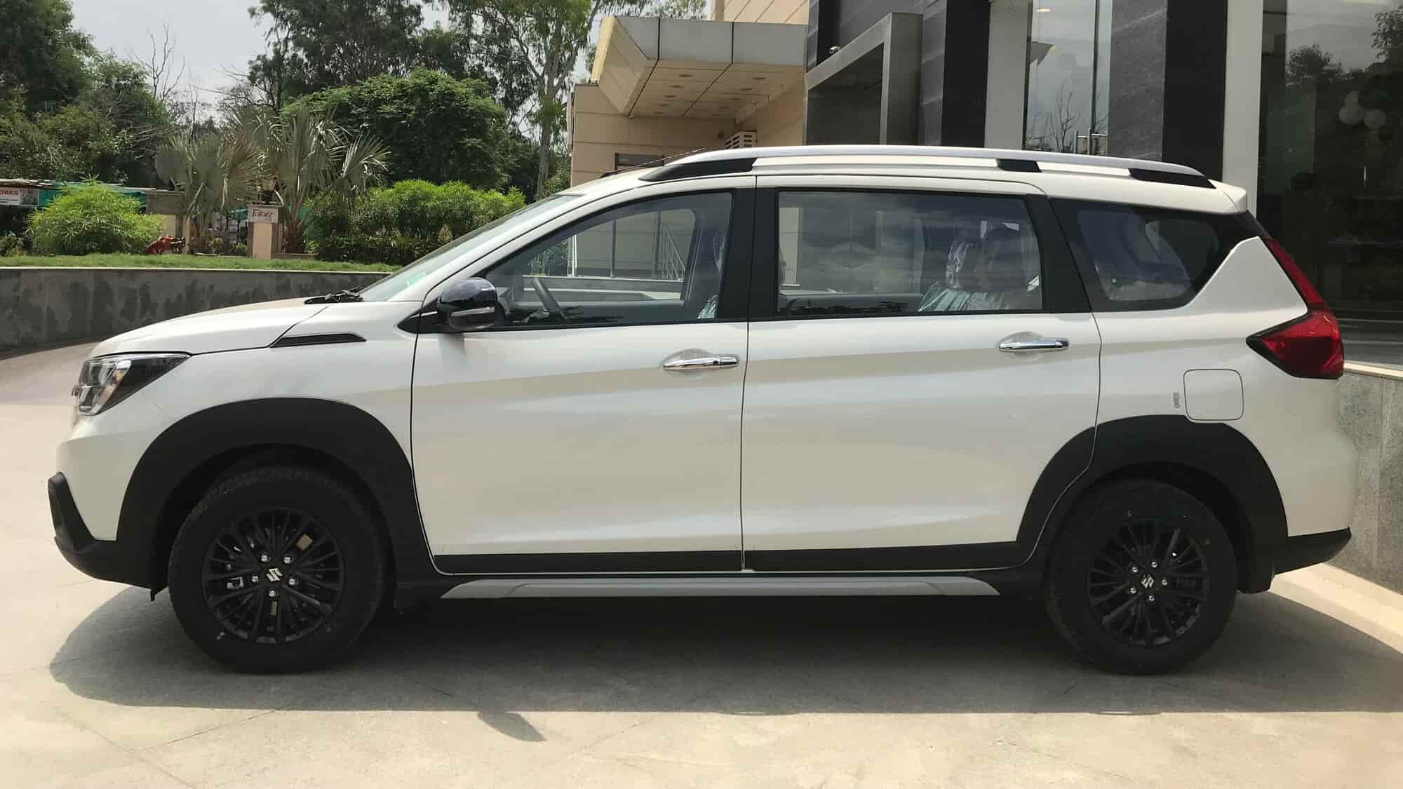 Top 24 Hours Car Rental in Gs Road Best 24 Hours Car Rental Guwahati